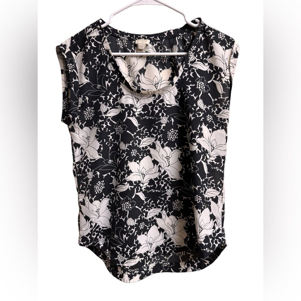 J.Crew Black & White Floral Sleeveless Blouse Size 4 | Lightweight Work Top